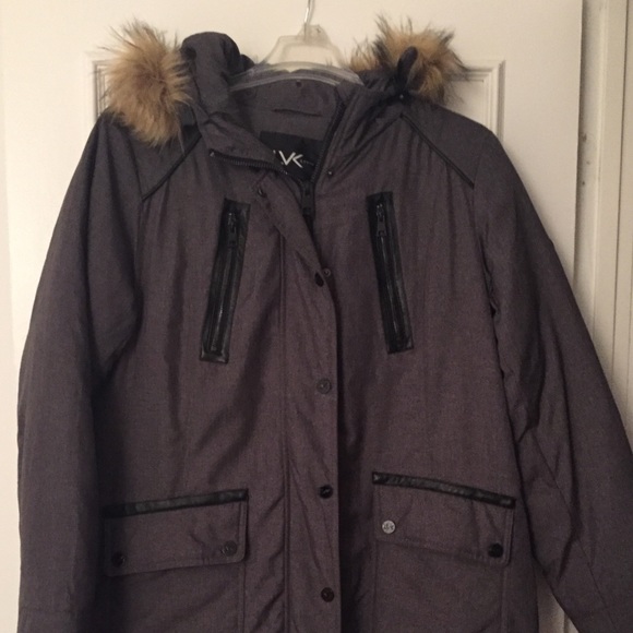 Beautiful Charcoal Grey Winter Coat - Picture 2 of 5